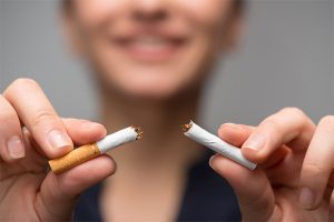 Lee más sobre el artículo Abdominoplastia y el tabaco